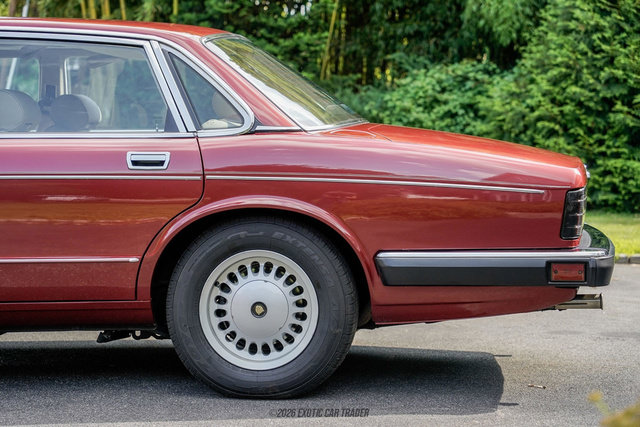 Used 1988 Jaguar XJ Vanden Plas RWD image 3