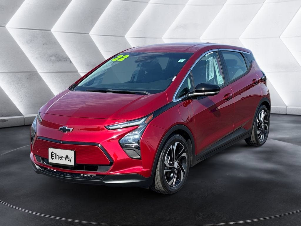 Certified 2022 Chevrolet Bolt LT w/ Infotainment Package FWD video 1