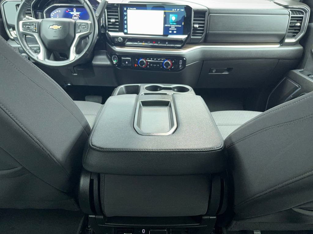 Used 2025 Chevrolet Silverado 1500 LT RWD image 23