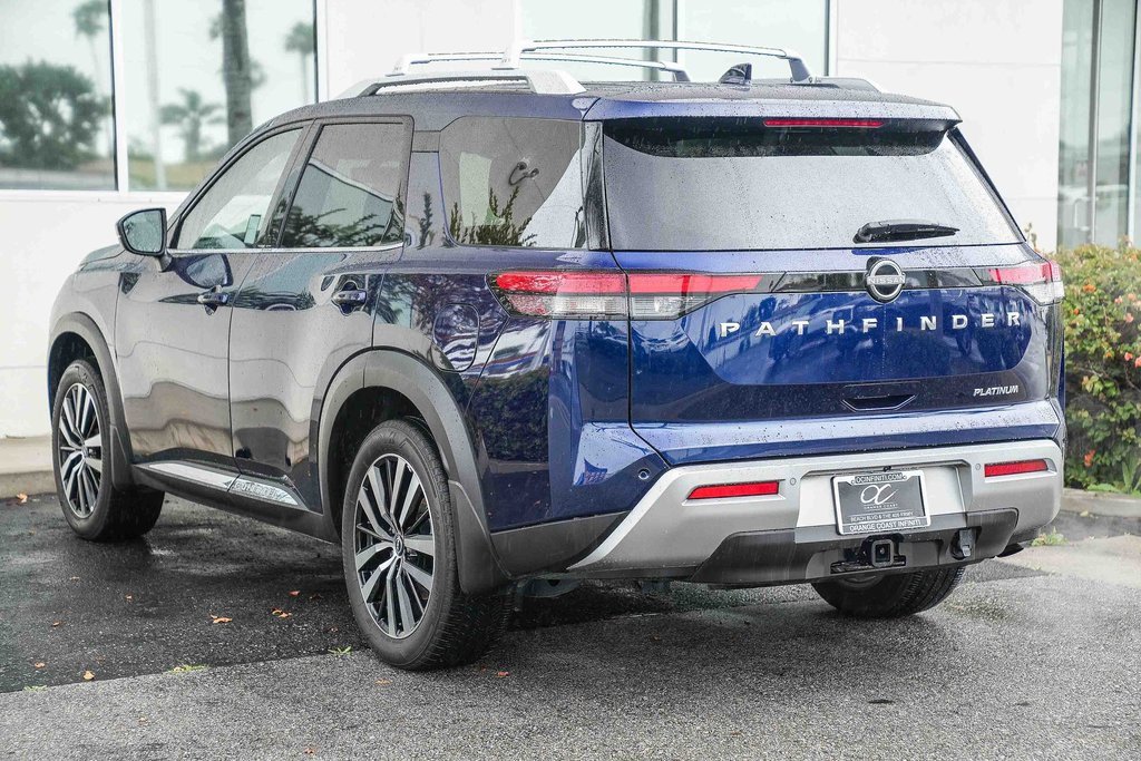 Used 2024 Nissan Pathfinder Platinum image 4