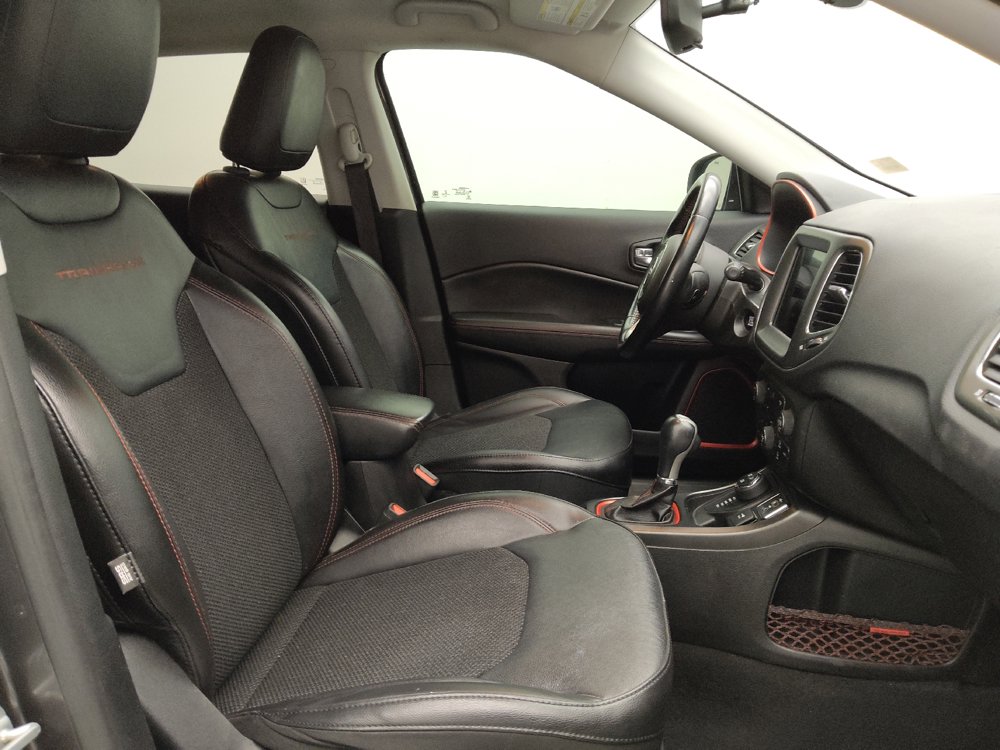 Used 2020 Jeep Compass Trailhawk AWD/4WD image 21