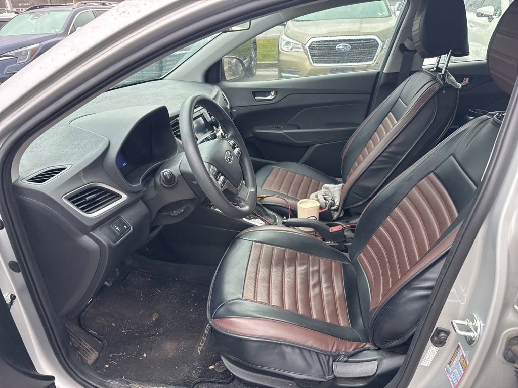 Used 2022 Hyundai Accent SE image 19