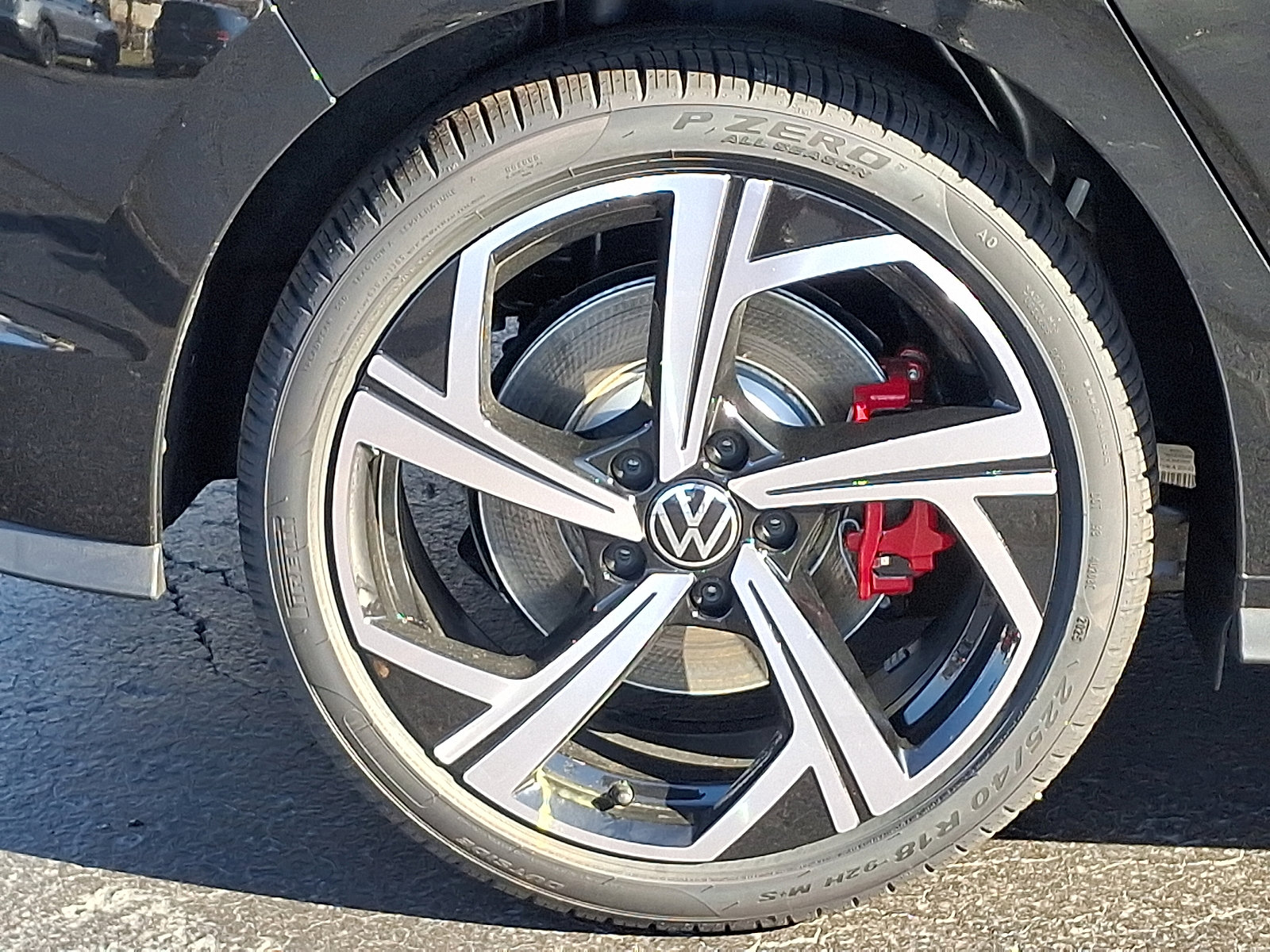 New 2026 Volkswagen GTI SE image 5