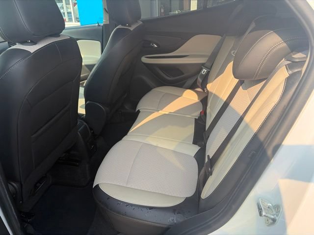 Used 2021 Buick Encore Preferred w/ Safety Package II AWD/4WD image 6