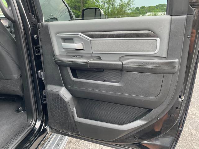 Used 2021 RAM 3500 Big Horn image 24