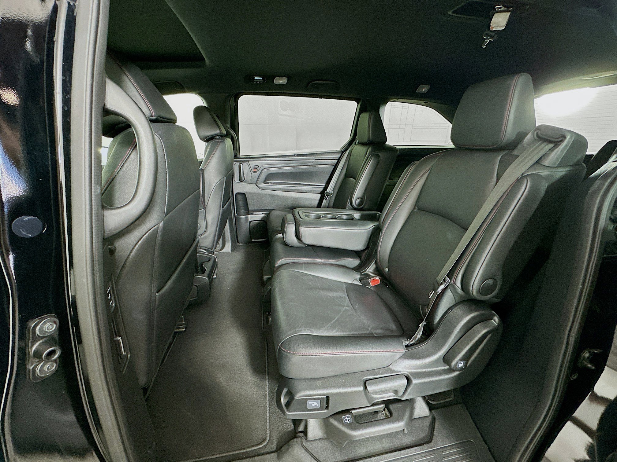 Used 2025 Honda Odyssey Sport-L image 28