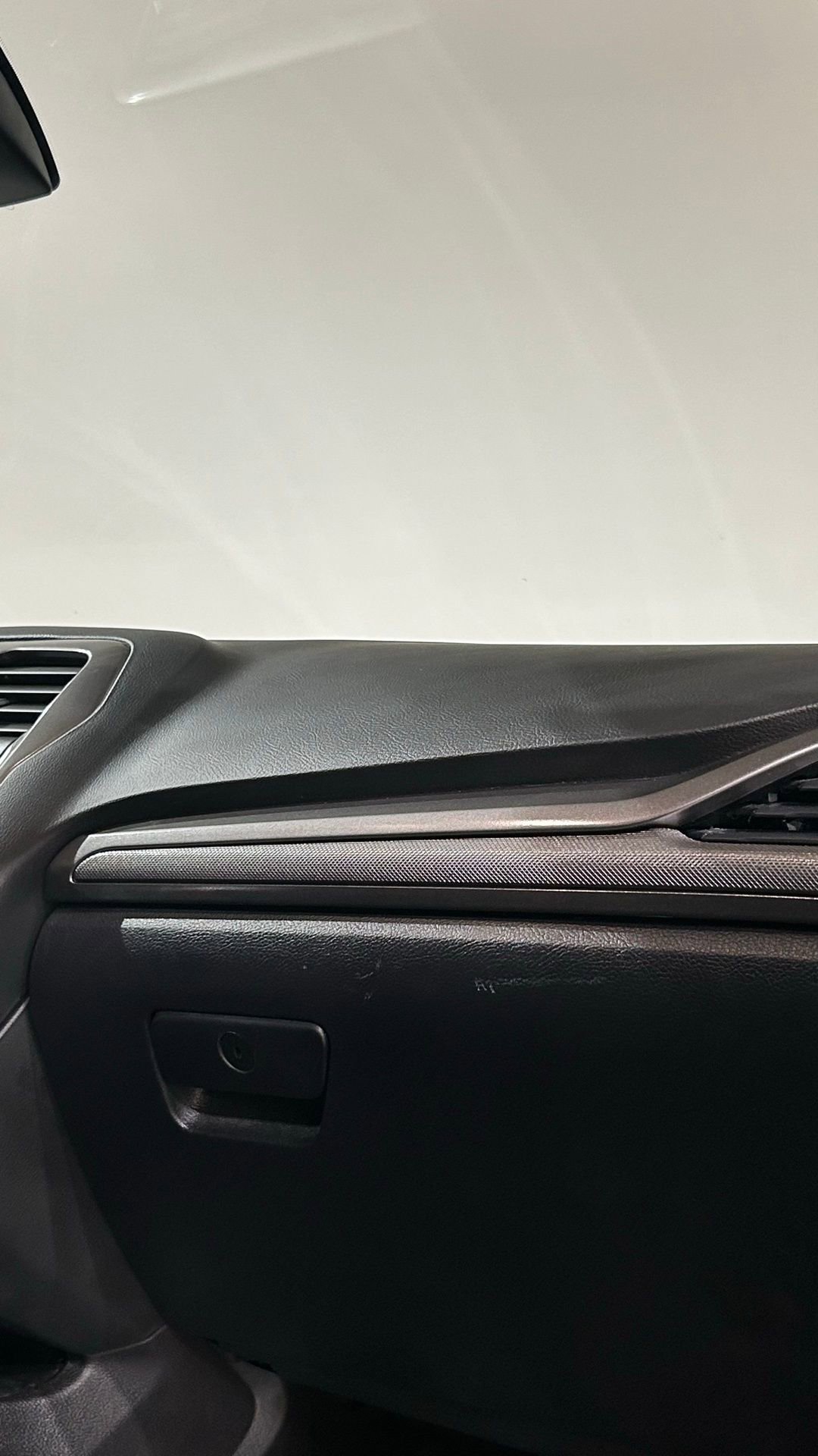 Used 2020 Ford Fusion SE FWD image 39