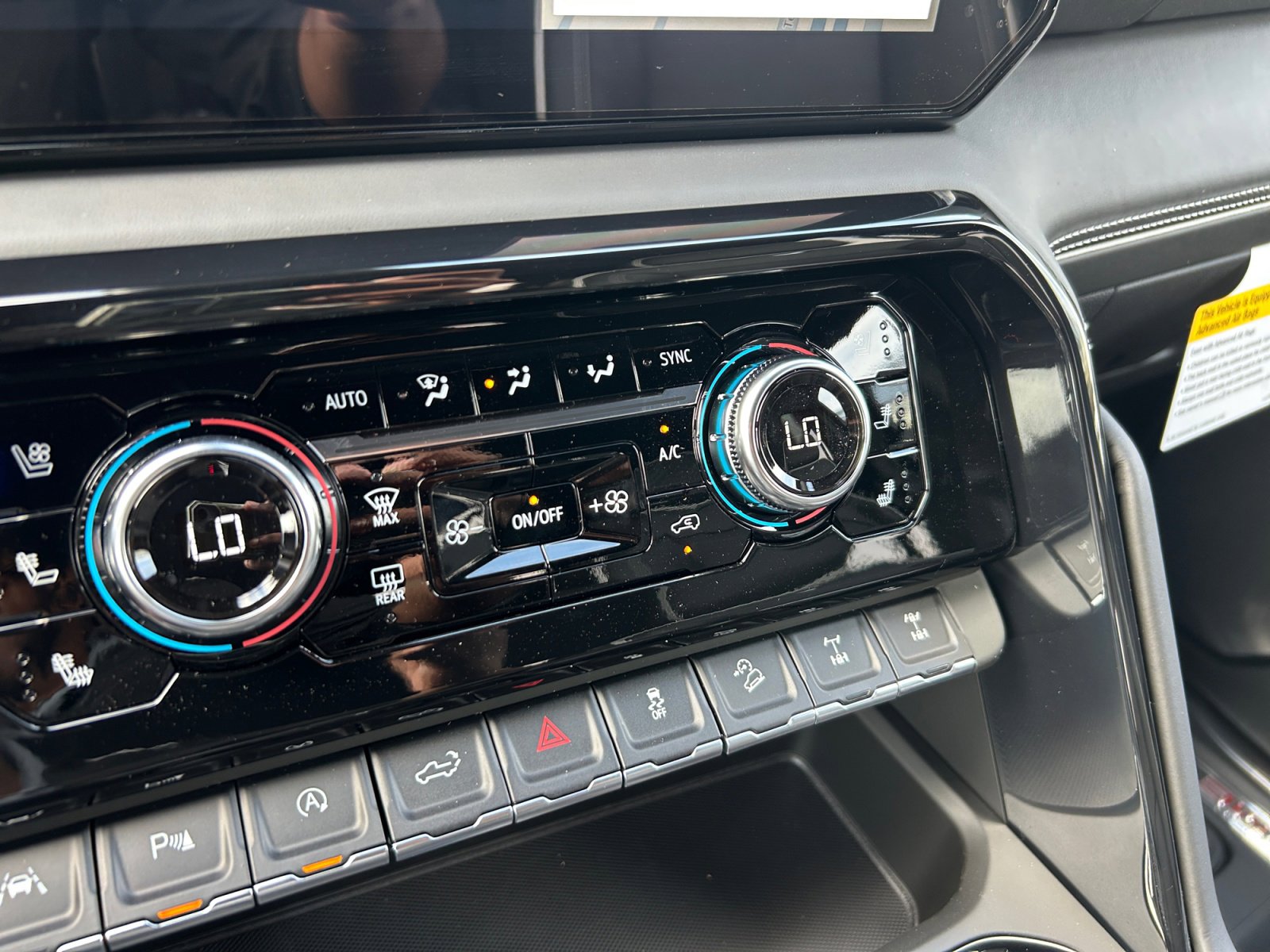 New 2026 GMC Sierra 1500 AT4X image 18