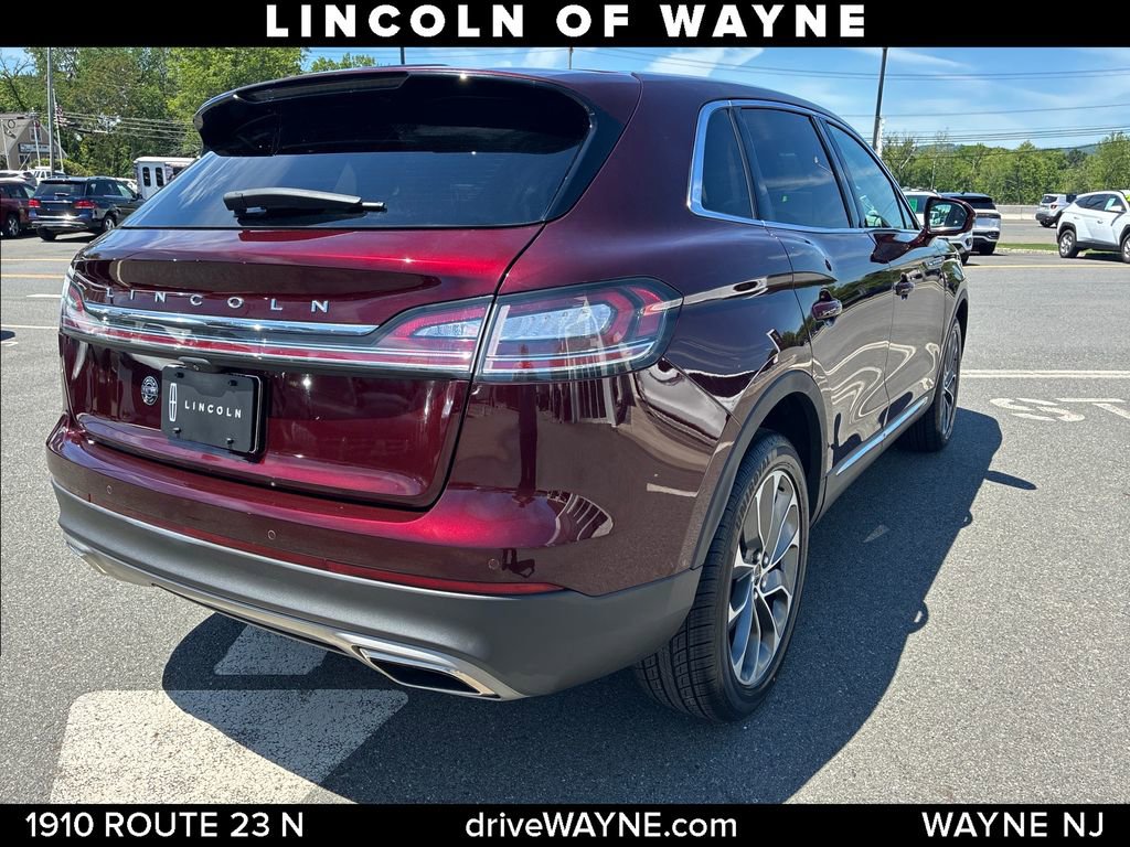 Used 2023 Lincoln Nautilus Reserve AWD/4WD image 8