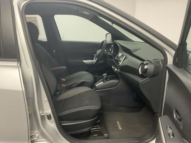 Used 2019 Nissan Kicks SV FWD image 24