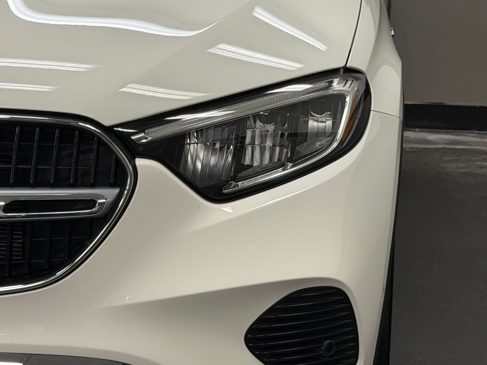 Certified 2025 Mercedes-Benz GLC 350e 4MATIC image 7