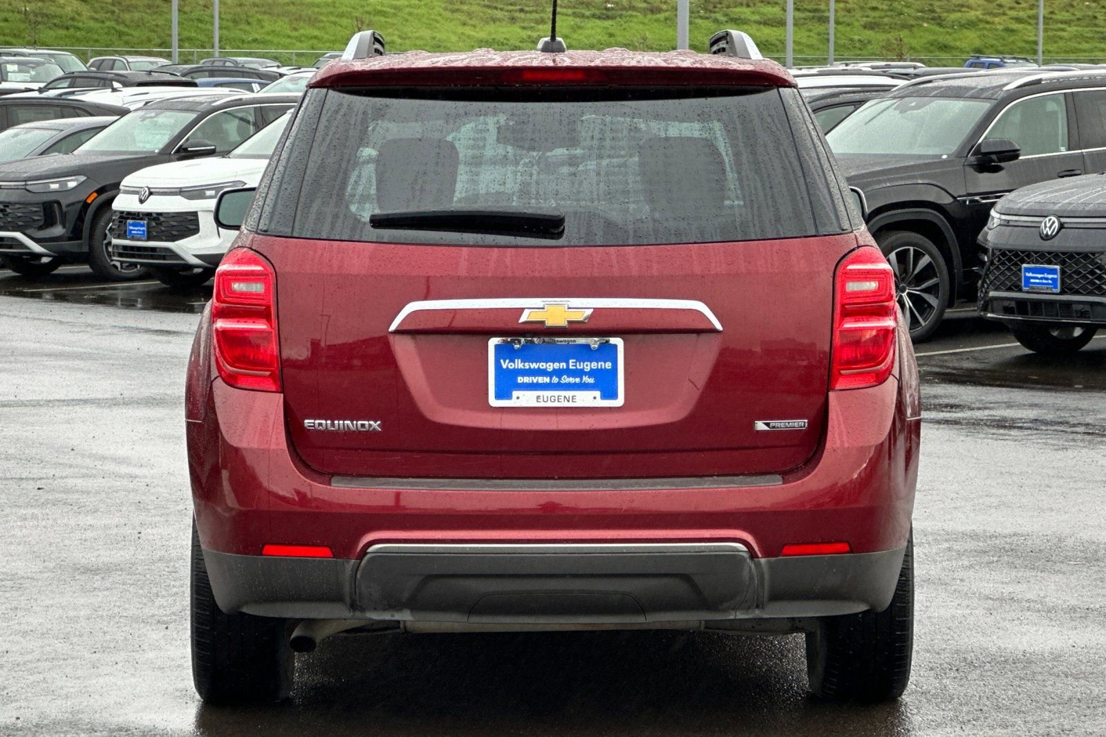 Used 2017 Chevrolet Equinox Premier w/ Enhanced Convenience Package image 4