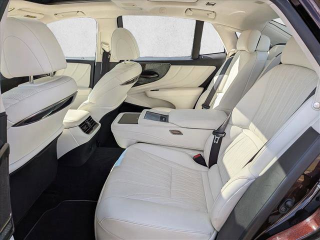 Used 2020 Lexus LS 500 w/ Luxury Package image 19