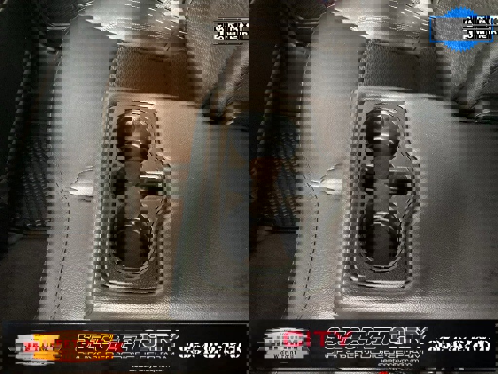 Used 2025 Jeep Compass Latitude w/ Altitude Special Edition image 28