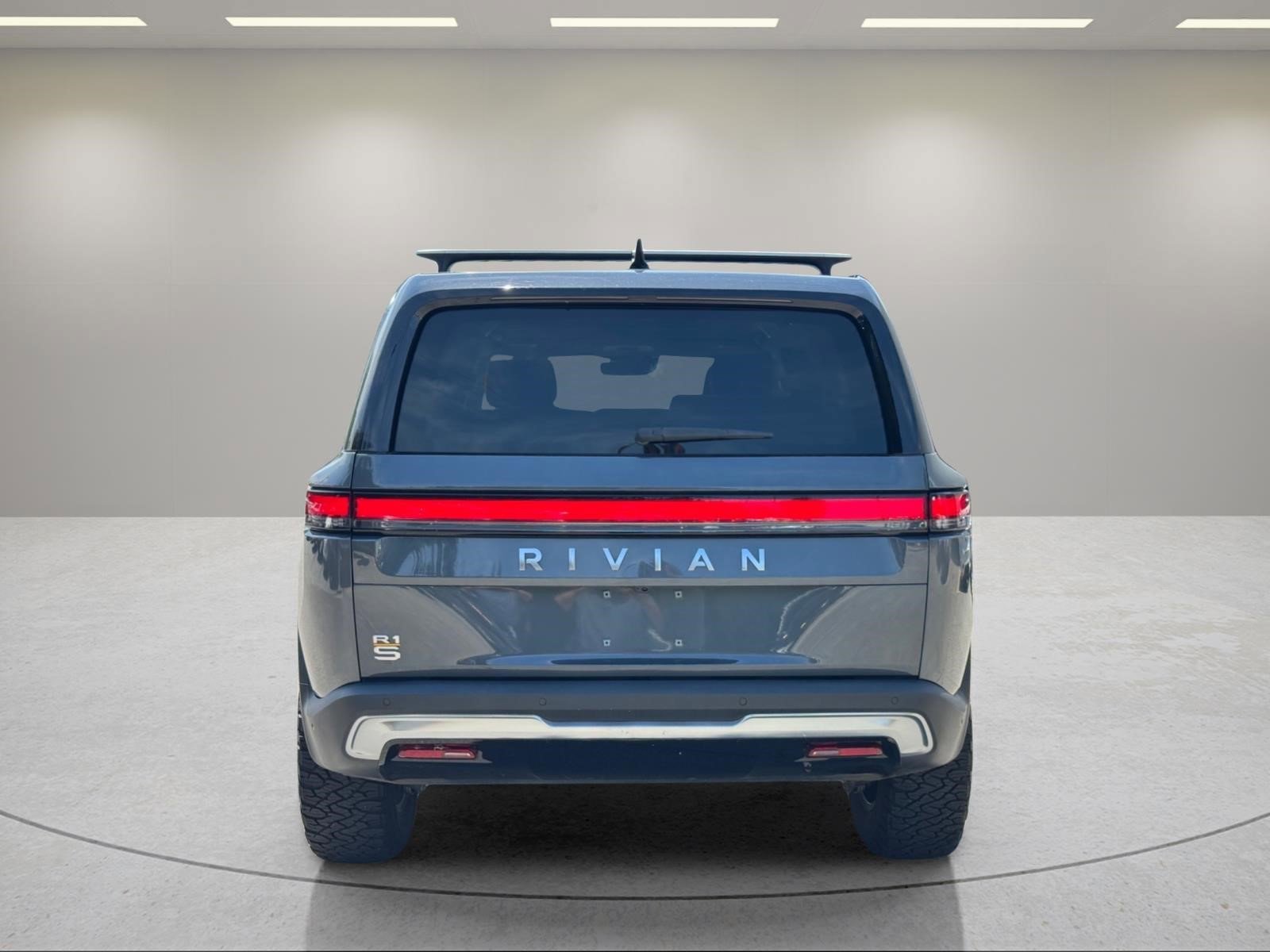 Used 2022 Rivian R1S Launch Edition AWD/4WD image 4