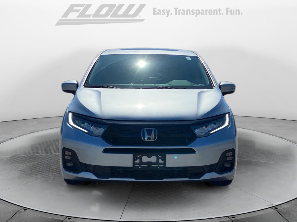 New 2026 Honda Odyssey Touring image 2