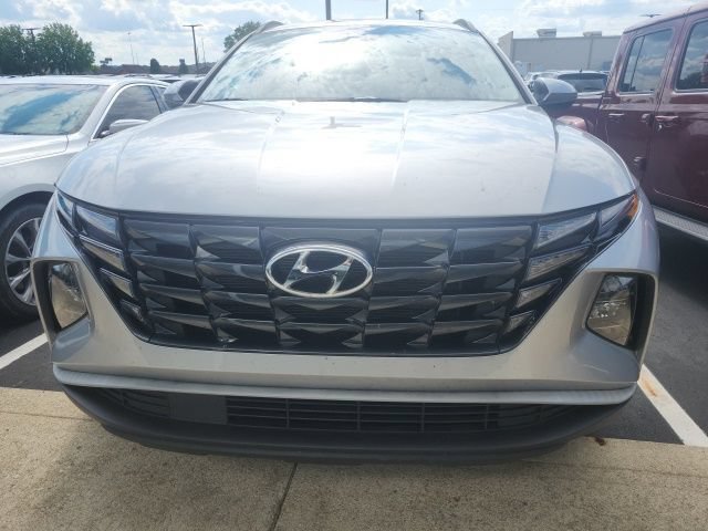 Used 2023 Hyundai Tucson SEL w/ Convenience Package AWD/4WD image 3