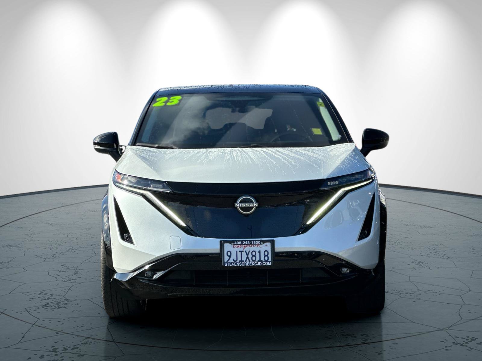 Used 2023 Nissan Ariya AWD/4WD image 9