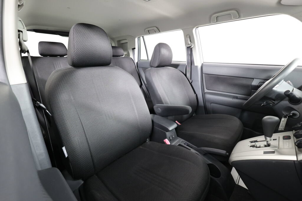 Used 2008 Scion xB FWD image 24
