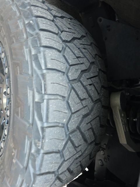 Used 2022 Toyota Tacoma TRD Off-Road w/ TRD Premium Off Road Package AWD/4WD image 17