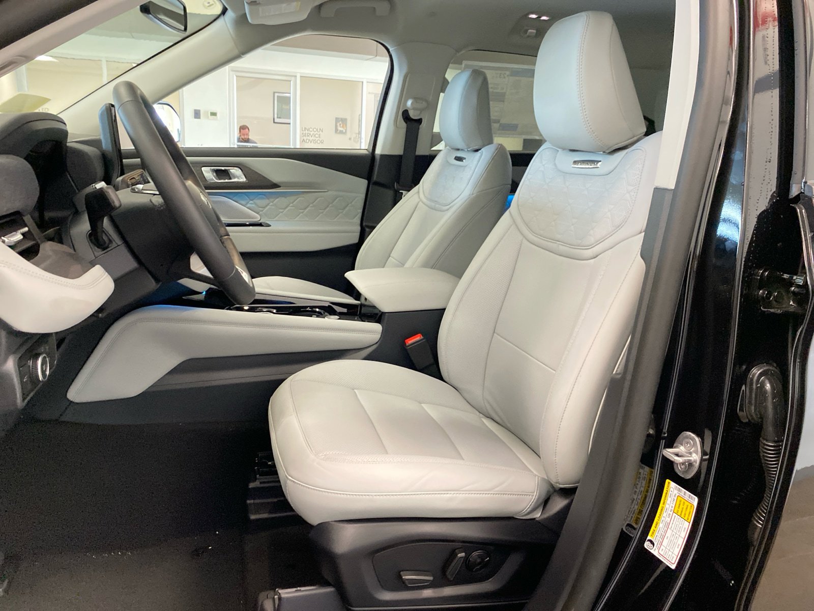 New 2026 Ford Explorer Platinum AWD/4WD image 23