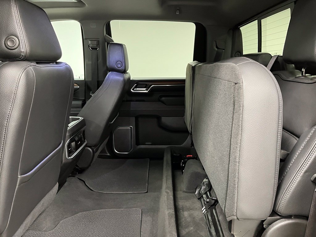 Used 2024 GMC Sierra 3500 Denali w/ Technology Package AWD/4WD image 46