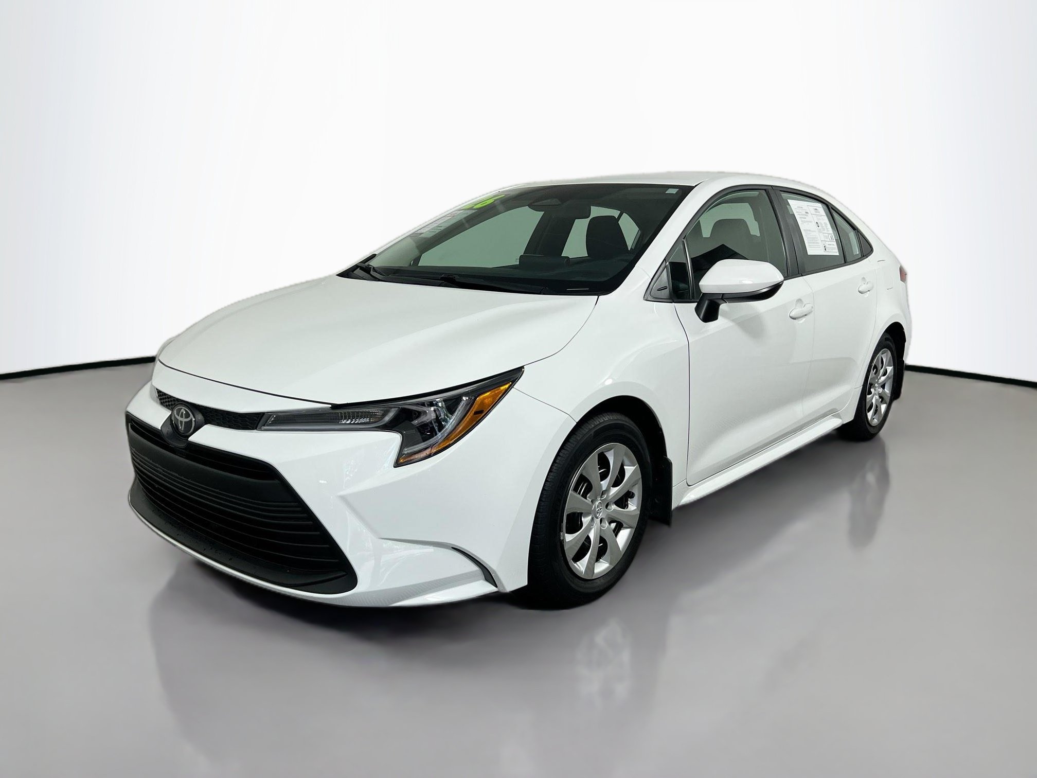 Used 2026 Toyota Corolla LE FWD image 10
