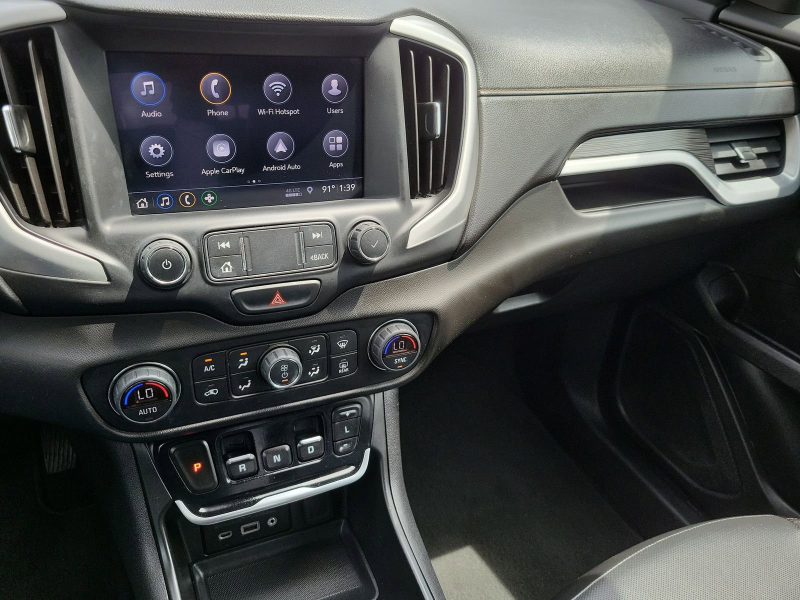 Used 2020 GMC Terrain SLT image 13