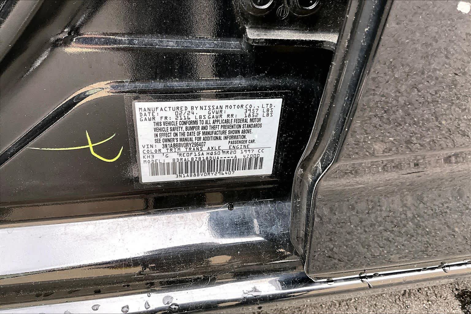 Used 2024 Nissan Sentra S FWD image 32