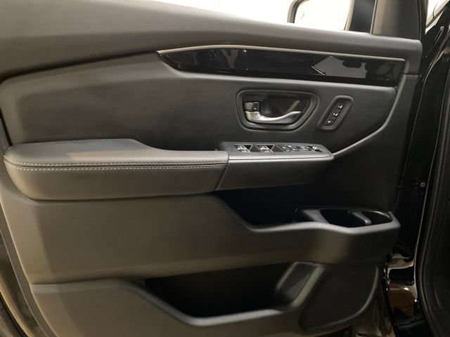 Used 2025 Honda Pilot EX-L image 32
