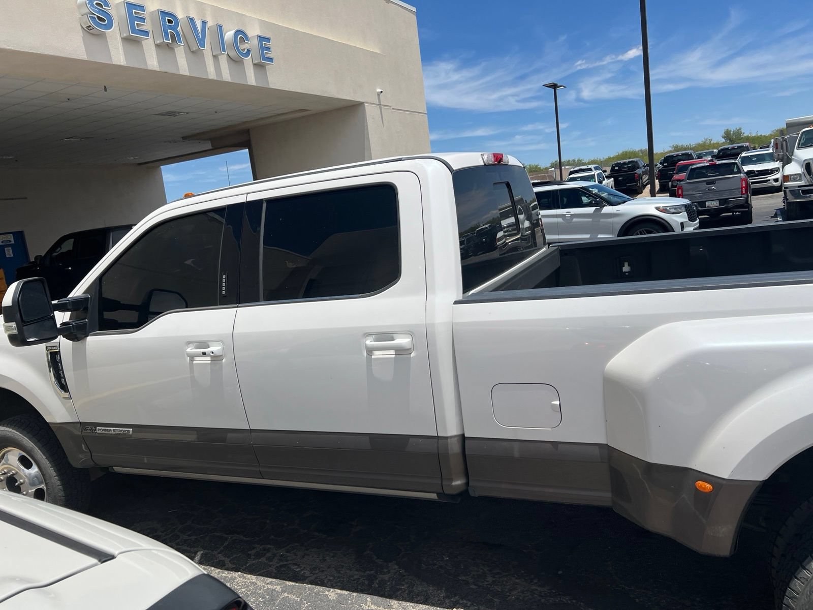 Used 2019 Ford F350 King Ranch w/ King Ranch Ultimate Package AWD/4WD image 2