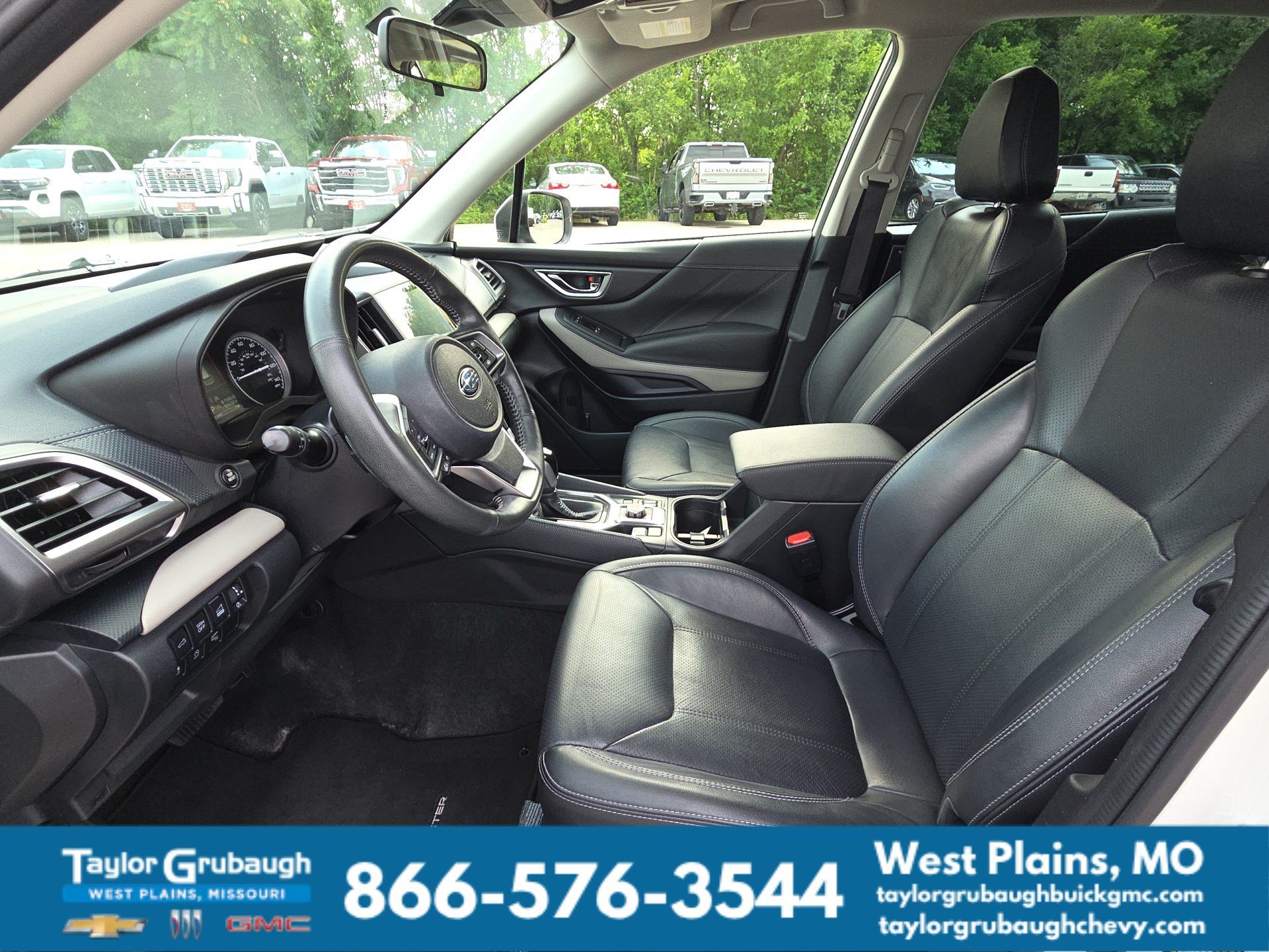 Used 2023 Subaru Forester Limited AWD/4WD image 15