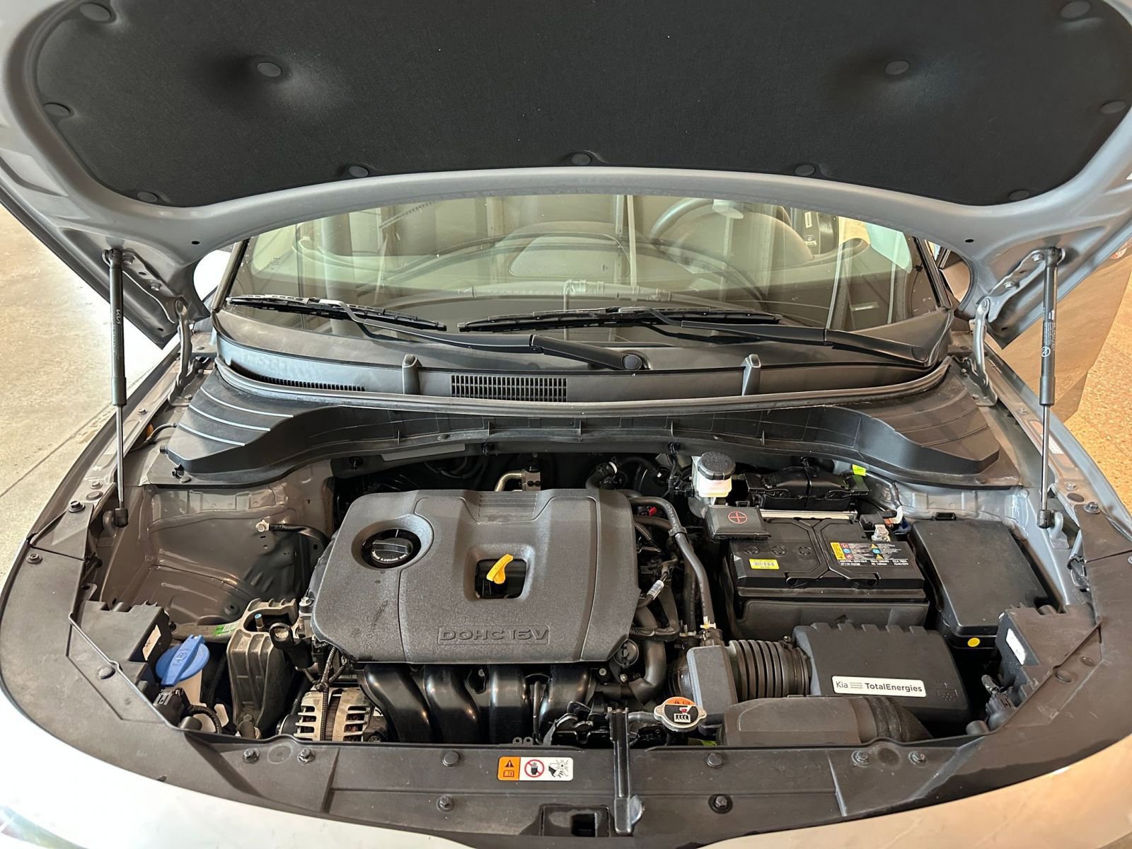 Used 2025 Kia Soul LX w/ LX Technology Package FWD image 31