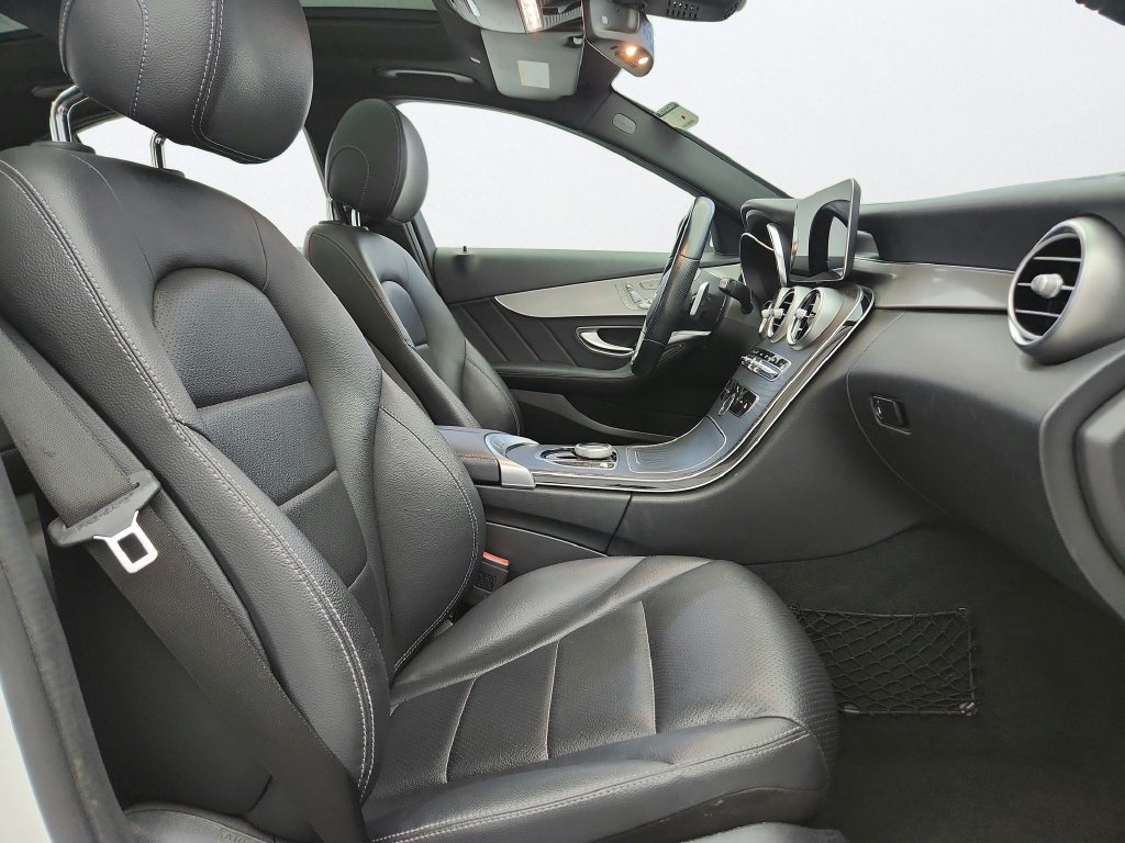 Used 2020 Mercedes-Benz C 300 4MATIC Sedan image 30