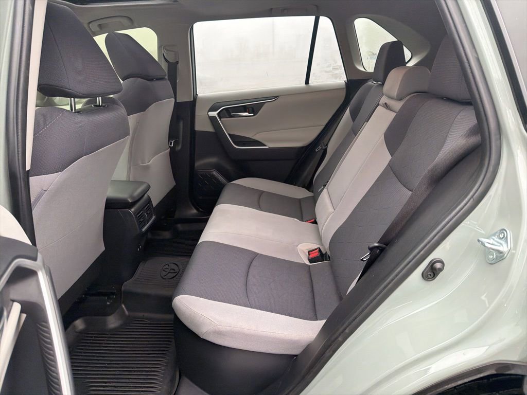Used 2019 Toyota RAV4 XLE image 20