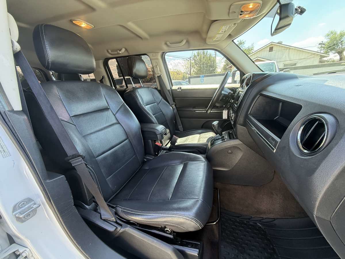 Used 2014 Jeep Patriot Limited FWD image 36