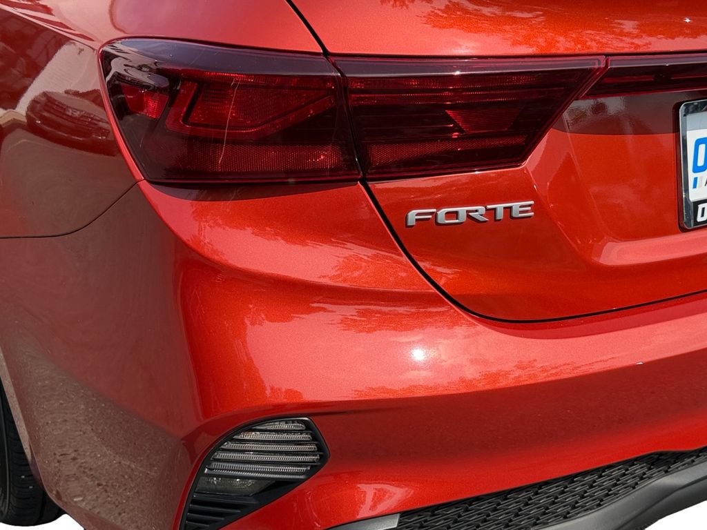 Certified 2024 Kia Forte LXS FWD image 11