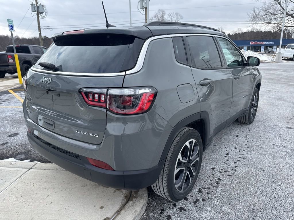 Used 2022 Jeep Compass Limited image 7