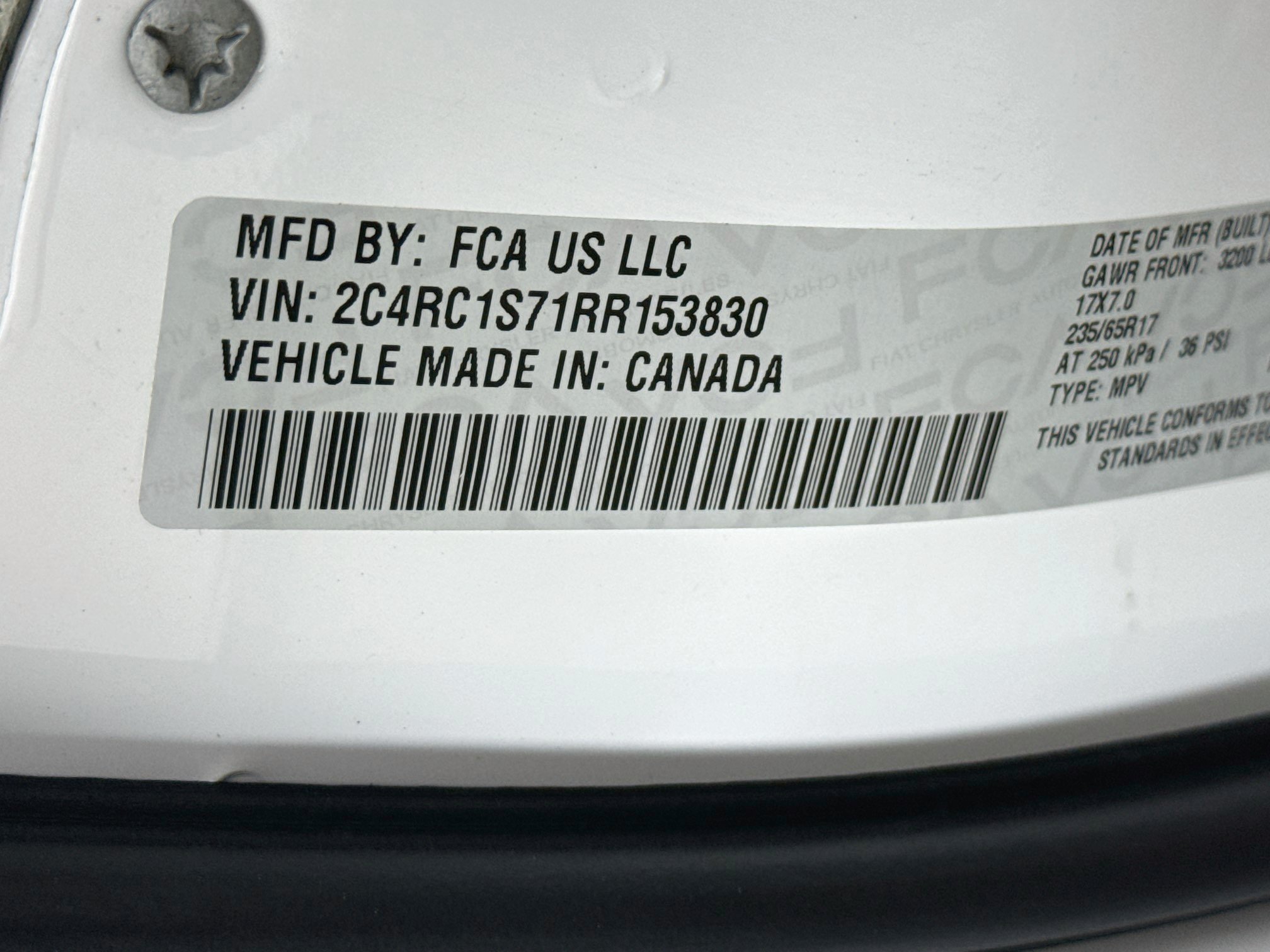 Used 2024 Chrysler Pacifica Limited FWD image 40