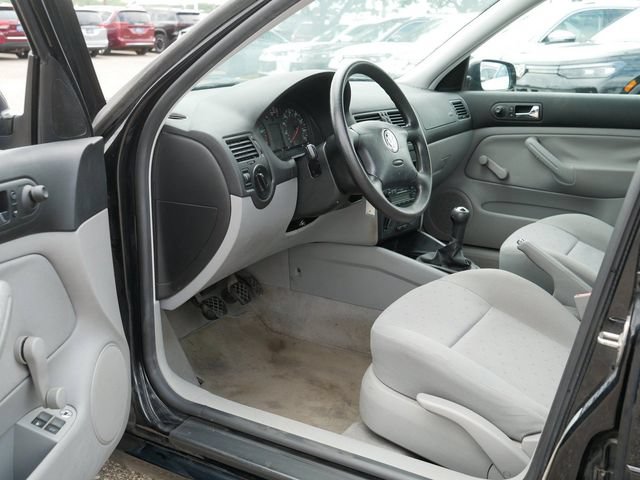 Used 2000 Volkswagen Jetta GL FWD image 12