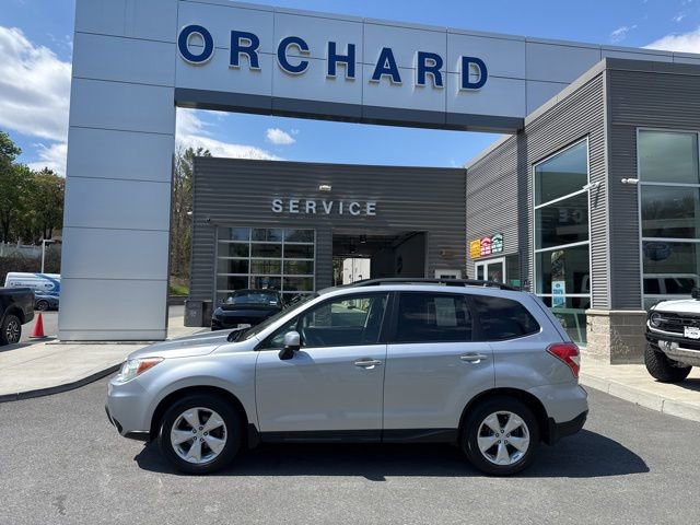 Used 2015 Subaru Forester 2.5i Premium w/ All-Weather Package AWD/4WD image 2