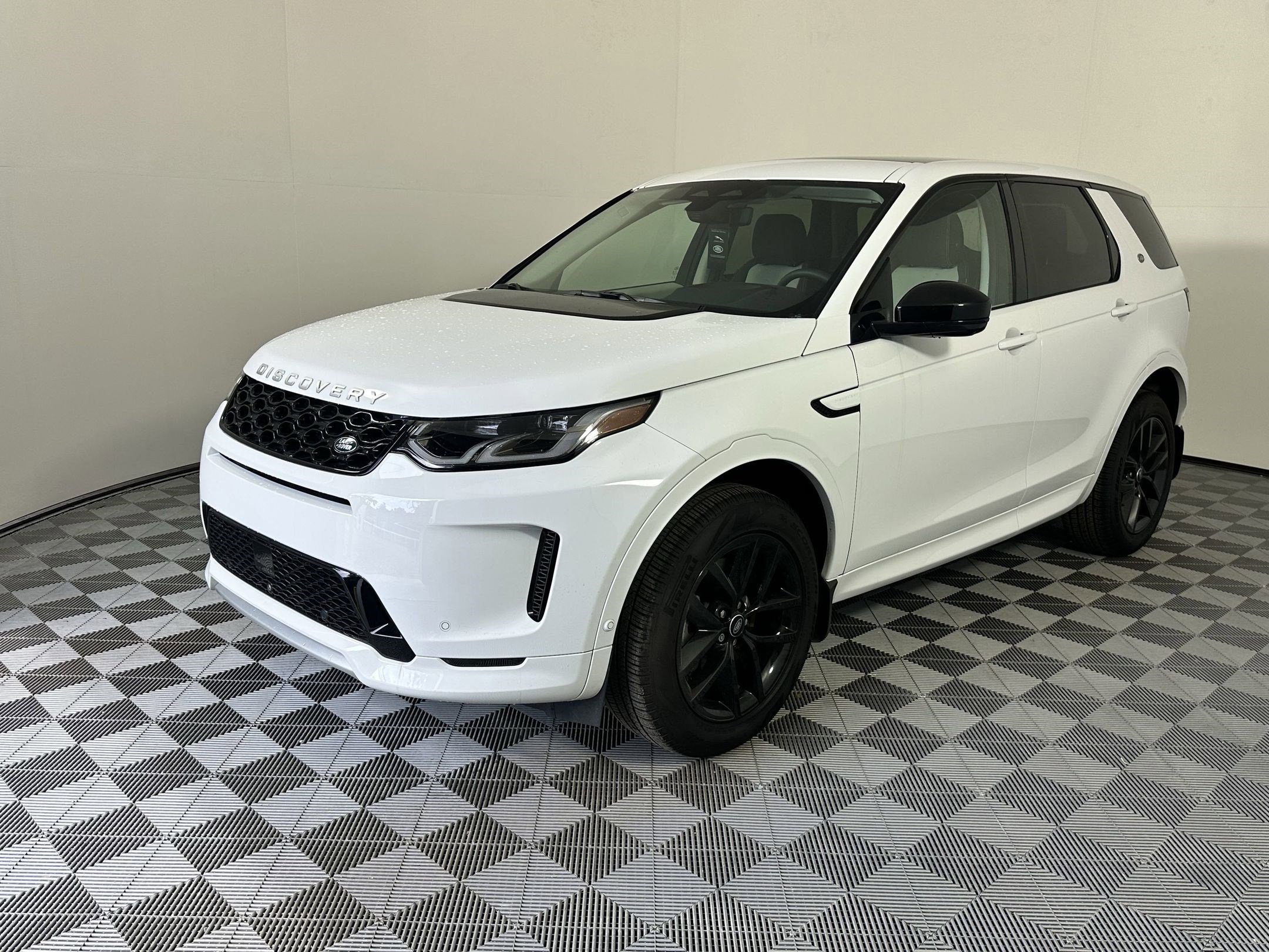New 2024 Land Rover Discovery Sport S
