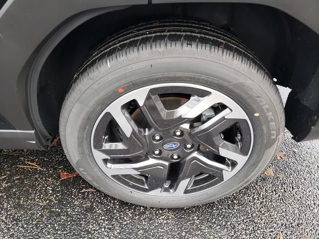 New 2025 Subaru Forester Limited image 20