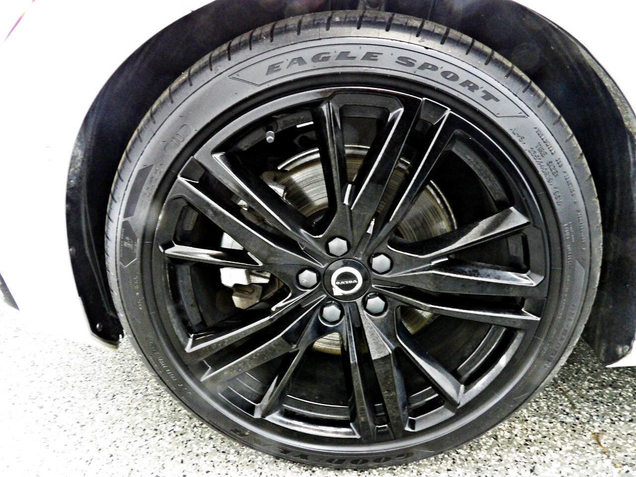 Used 2024 Volvo S60 B5 Plus image 17