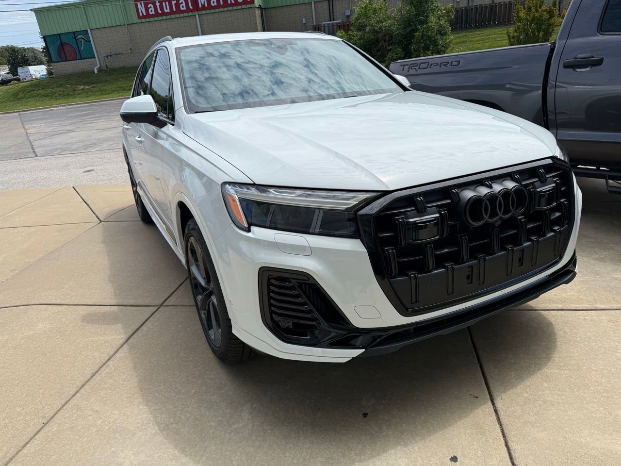 Used 2026 Audi Q7 3.0T Premium Plus AWD/4WD image 1