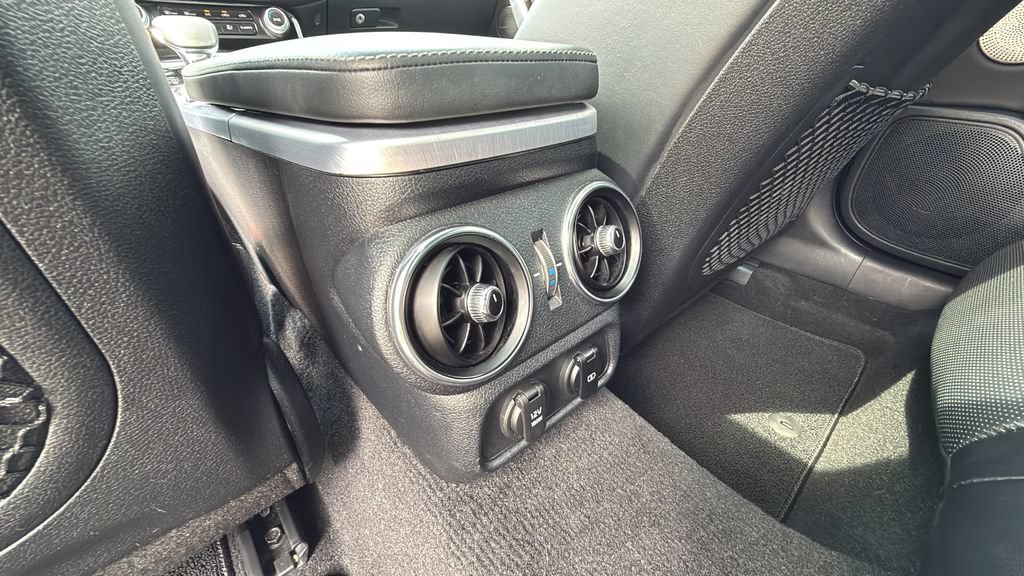 Used 2022 Kia Stinger GT2 AWD/4WD image 18