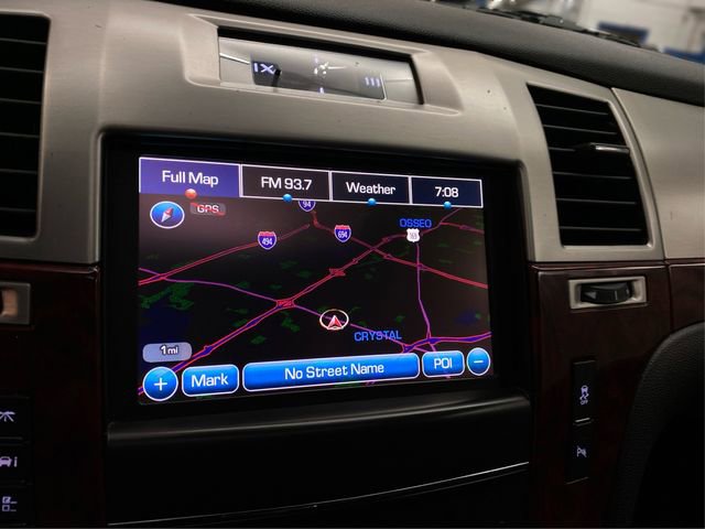 Used 2014 Cadillac Escalade Luxury image 29