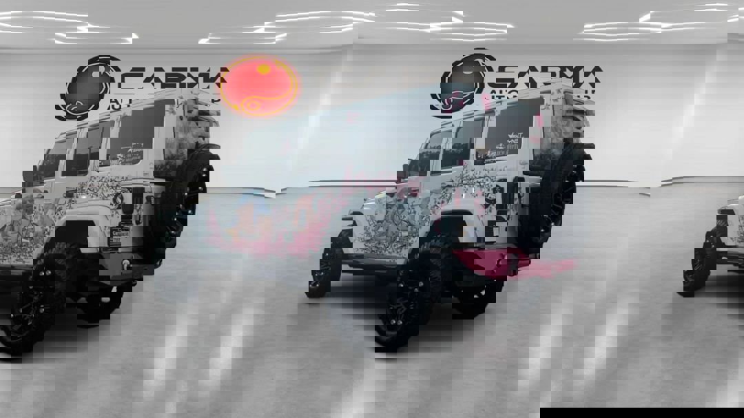 Used 2013 Jeep Wrangler Unlimited Sahara w/ Connectivity Group image 3