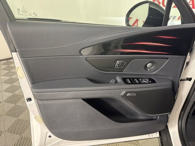 New 2025 Lincoln Nautilus Reserve w/ Jet Appearance Package image 16