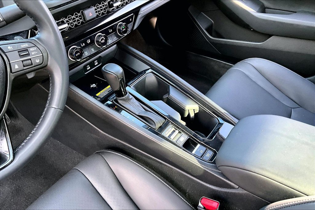 Used 2025 Honda Accord EX-L image 15